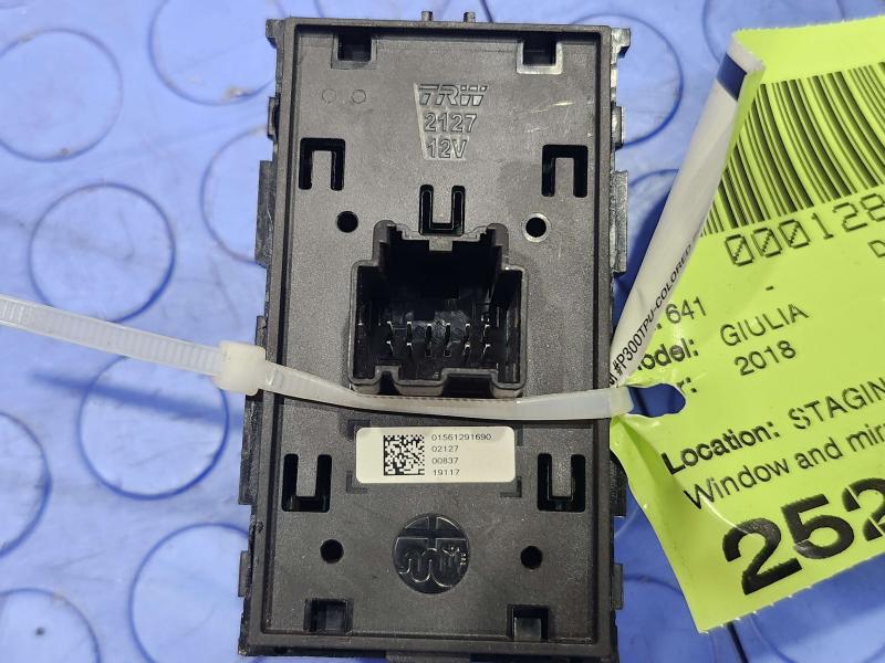 2018 Alfa Romeo Giulia Door Switch Front