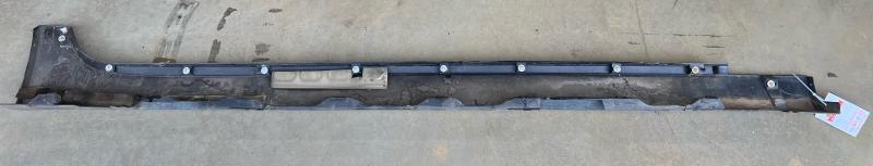 2011 Jaguar XF Rocker Moulding