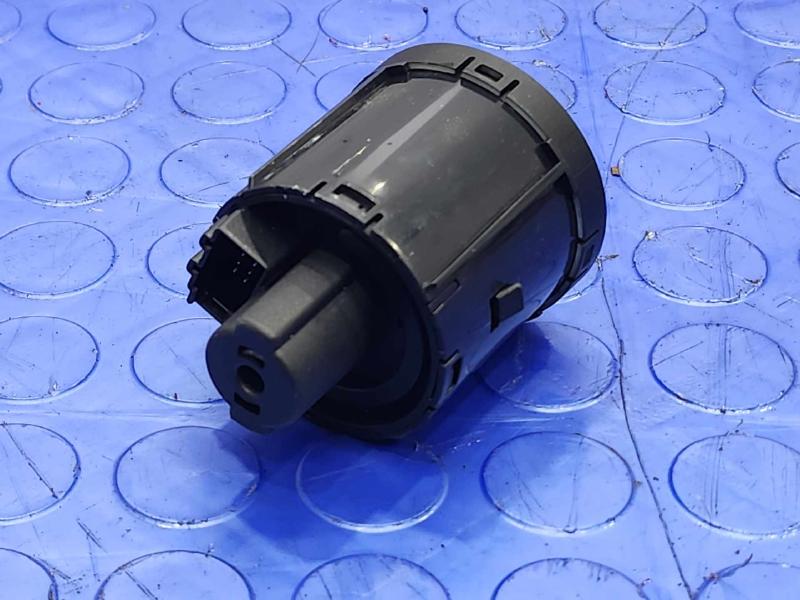 2019-2021 Volkswagen Jetta Headlight Control Switch Black OEM 5G1941431WHS