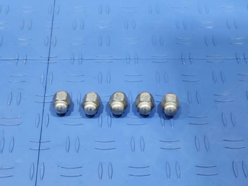 2017 Toyota Corolla Lug Nuts