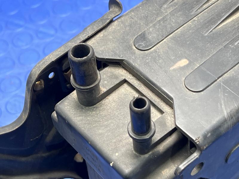 2011-2014 Ford Expedition EL Fuel Vapor Charcoal Canister OEM BL1Z9D653A