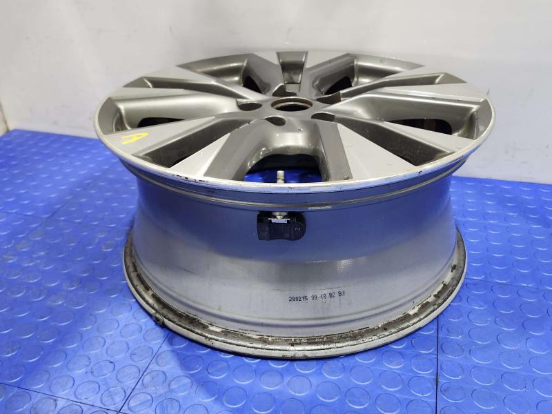 2015 Nissan Murano Wheel