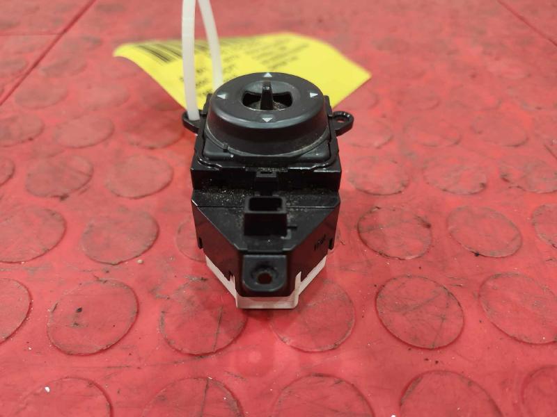 2011-2015 Kia Optima Driver Power Door Mirror Control Switch OEM 935732T000