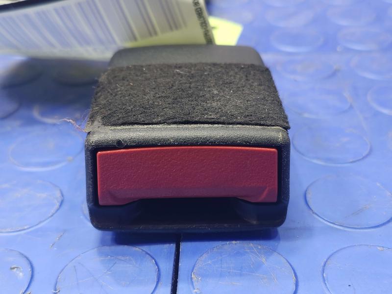 2018 Buick Regal Front Seat Belt