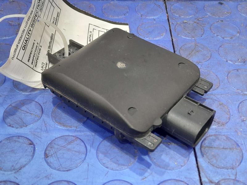 2020 Volkswagen Passat Camera/Projector