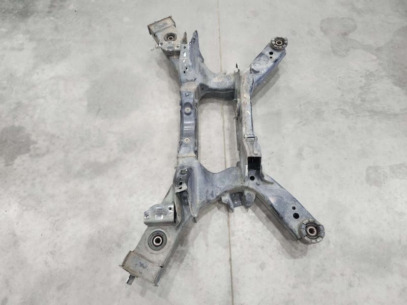 2014 Infiniti QX60 Crossmember/Cradle/Undercarria