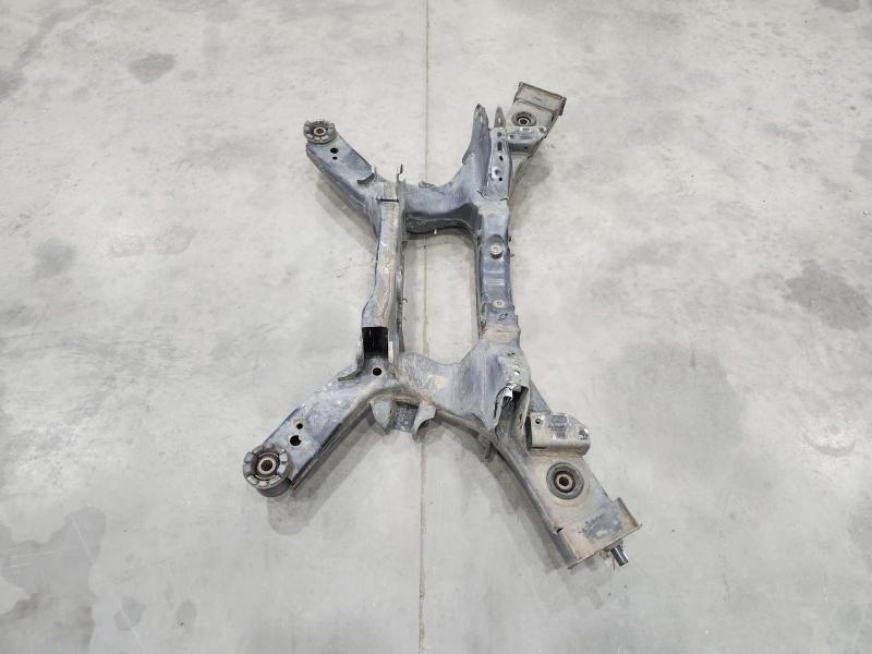 2014 Infiniti QX60 Crossmember/Cradle/Undercarria