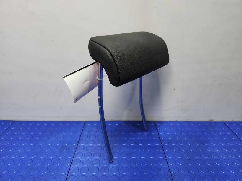 2018 Volvo S90 Headrest