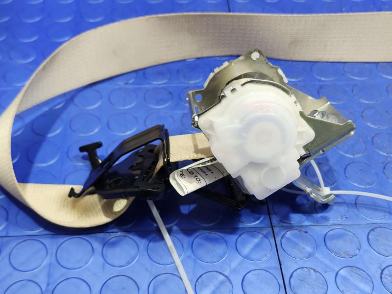 2018 Toyota Highlander Rear Seat Belt