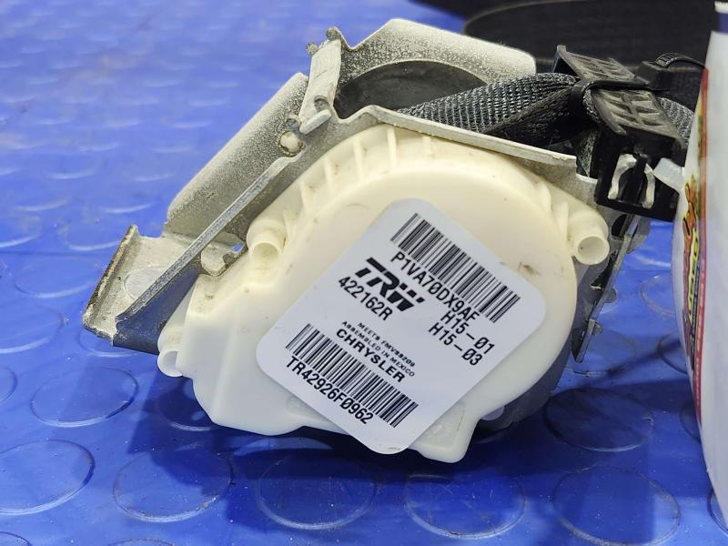 2015 Chrysler 200 Rear Seat Belt
