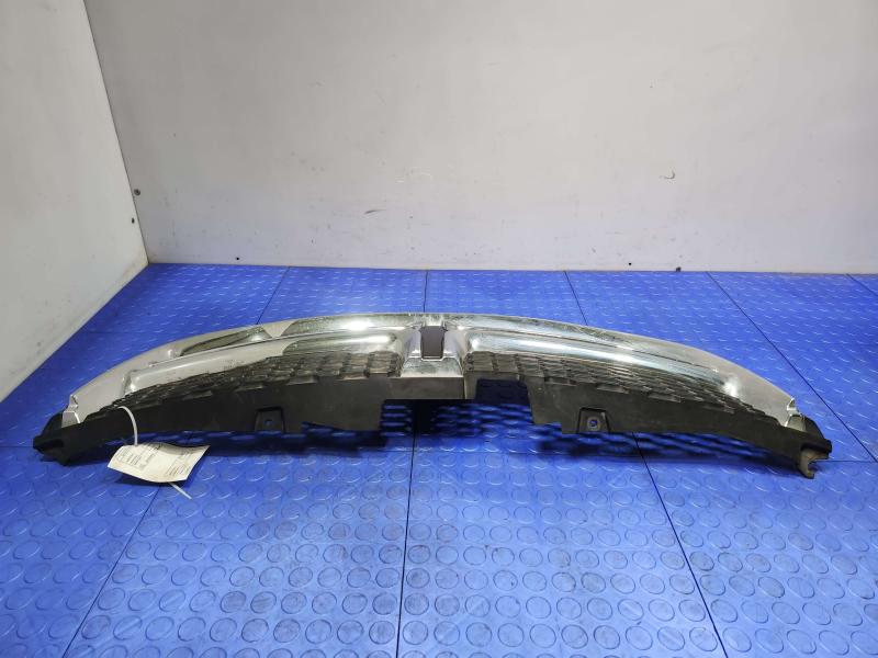 2012 Dodge Grand Caravan Grille