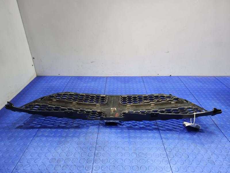 2012 Dodge Grand Caravan Grille