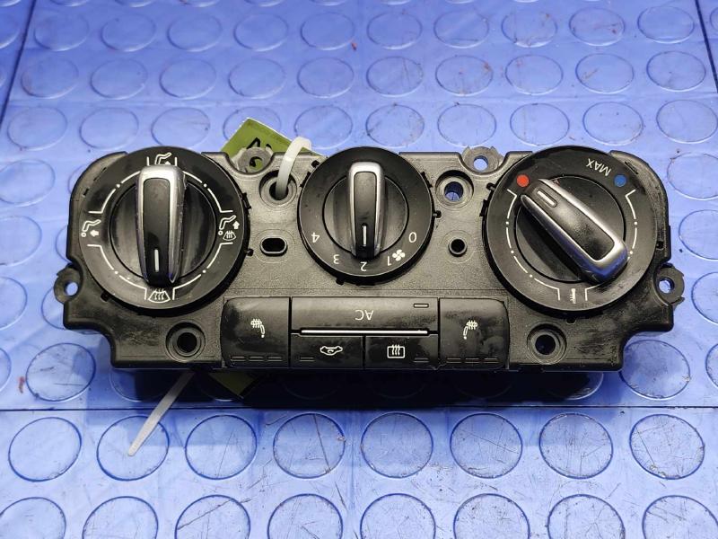 2012 Volkswagen Jetta Heater A/C Control