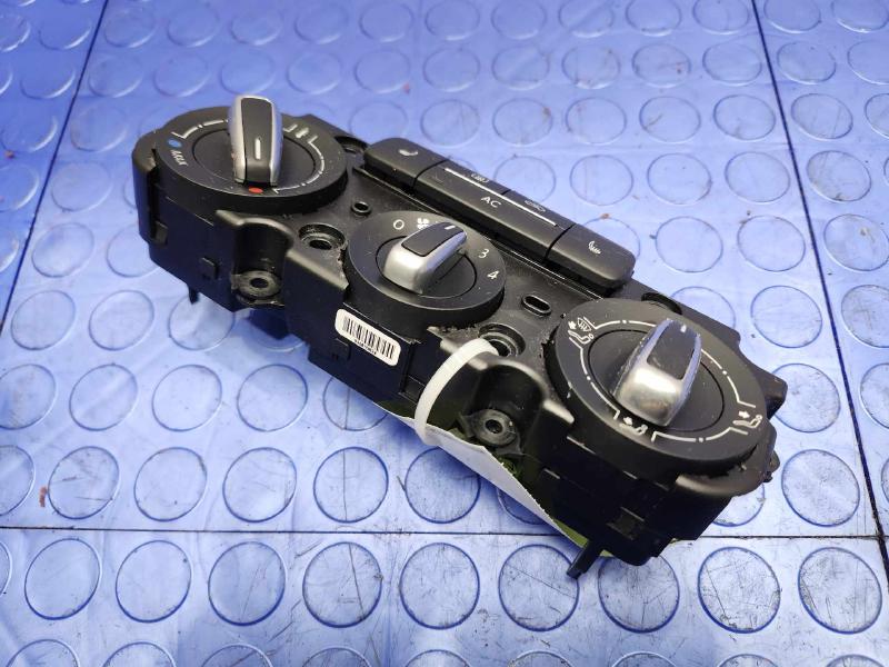 2012 Volkswagen Jetta Heater A/C Control