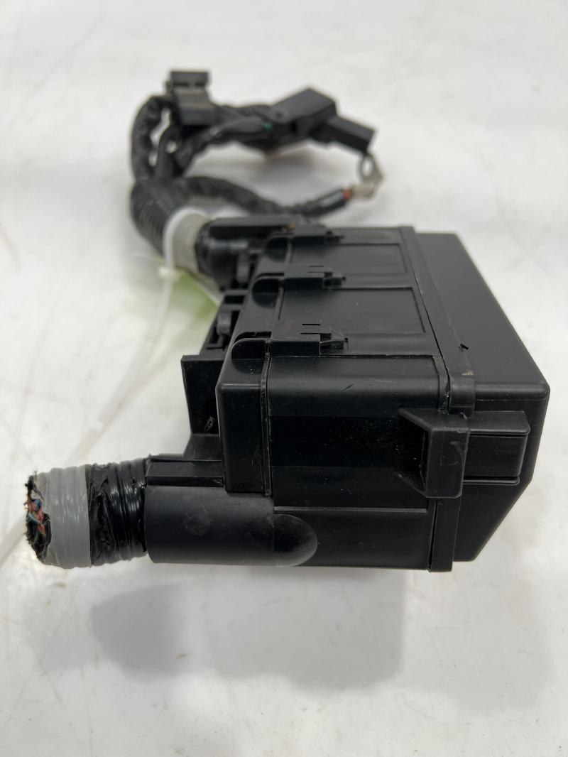 2020 Nissan Versa Engine Fuse Box