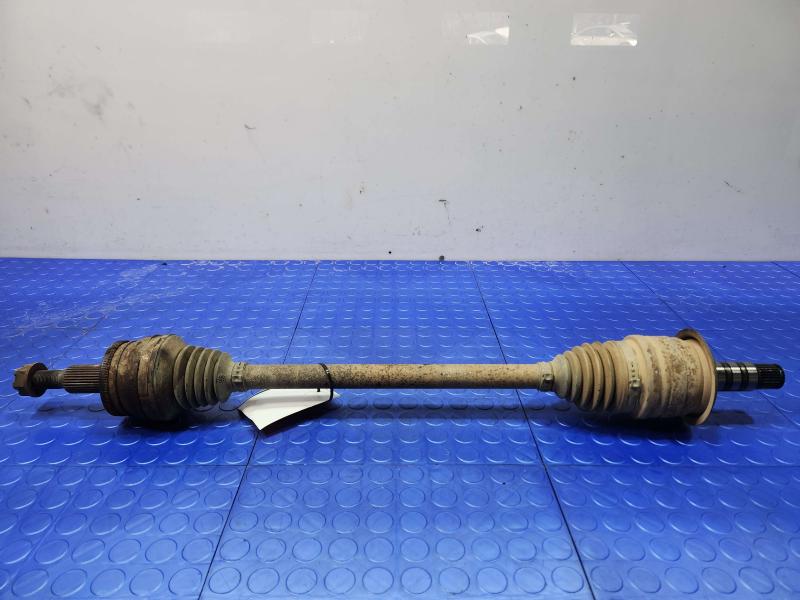2014 Chrysler 300 Axle Shaft