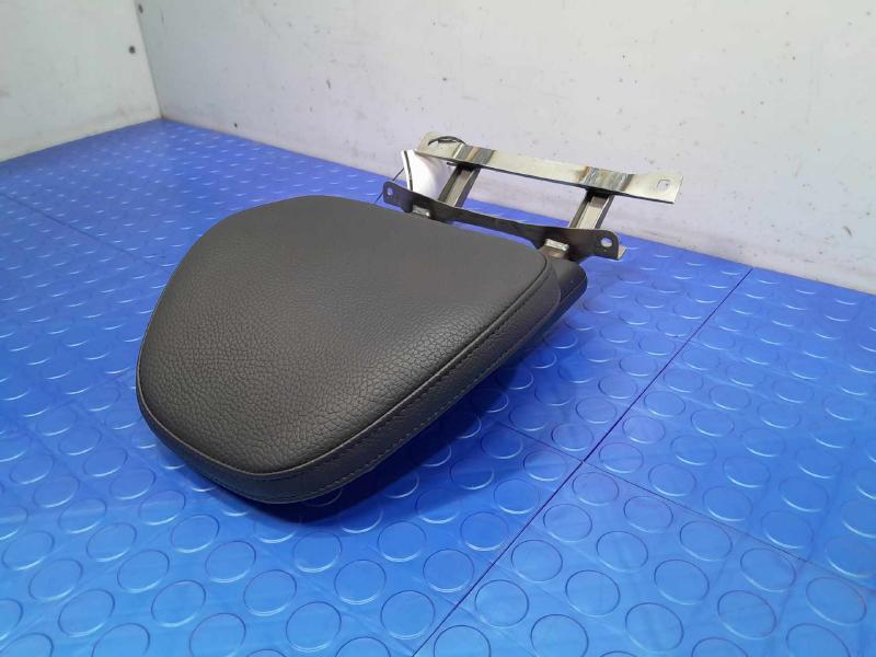 2018 Volvo S90 Headrest