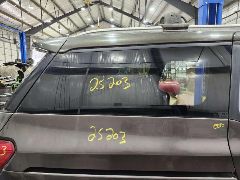 2016 Kia Sedona Quarter Glass/Window