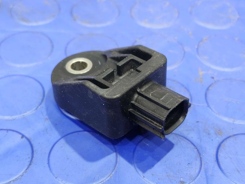 2010-2011 Toyota Prius Front Crash Impact Sensor Genuine OEM 89173-75010