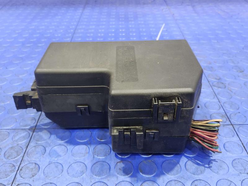 1997-1998 Dodge Dakota Engine Fuse Box Relay Junction Block OEM 56021276AB