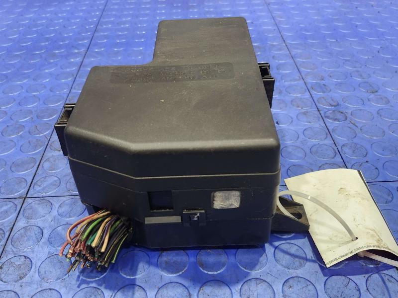 1997-1998 Dodge Dakota Engine Fuse Box Relay Junction Block OEM 56021276AB