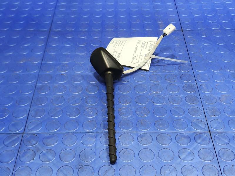 2013 Toyota Prius Antenna