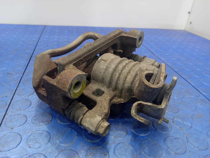 2011 Chevrolet Impala Caliper