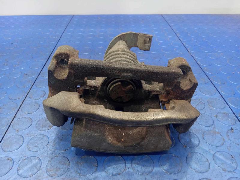 2011 Chevrolet Impala Caliper