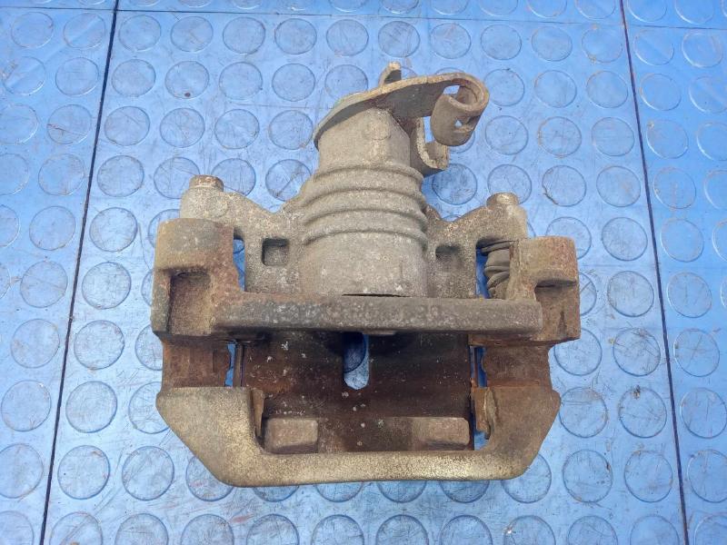 2011 Chevrolet Impala Caliper