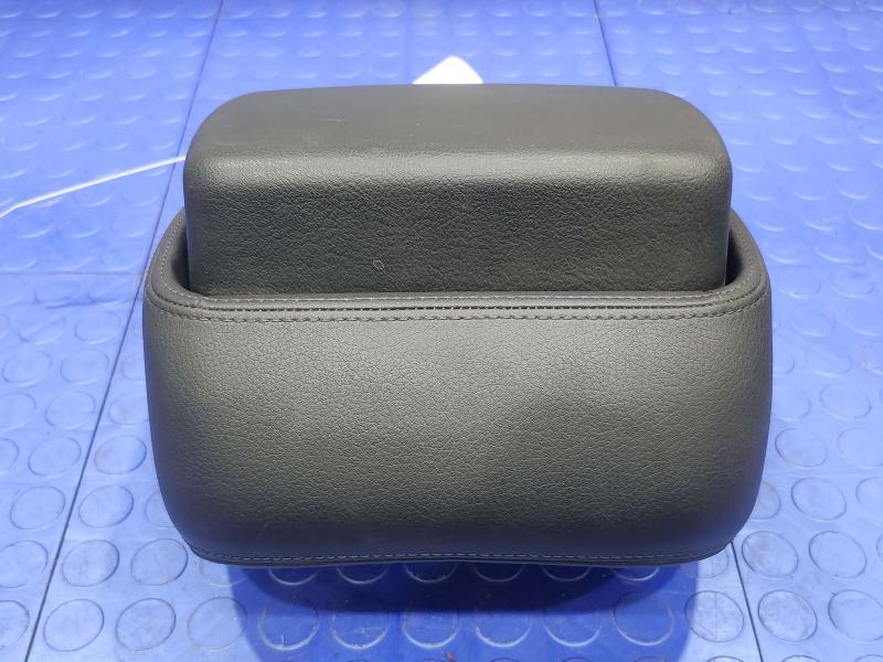 2014 Audi A7 Headrest