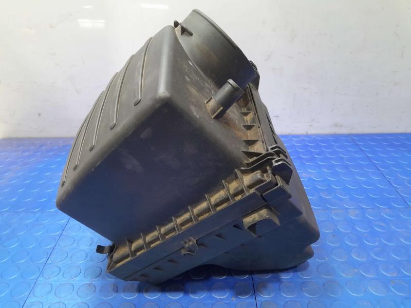 2012 Jeep Grand Cherokee Air Cleaner