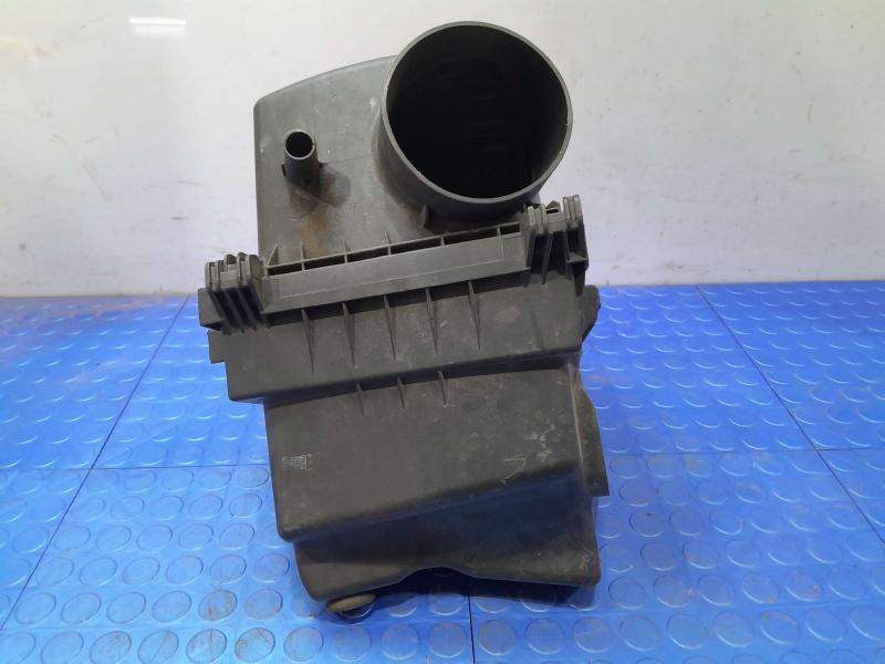 2012 Jeep Grand Cherokee Air Cleaner