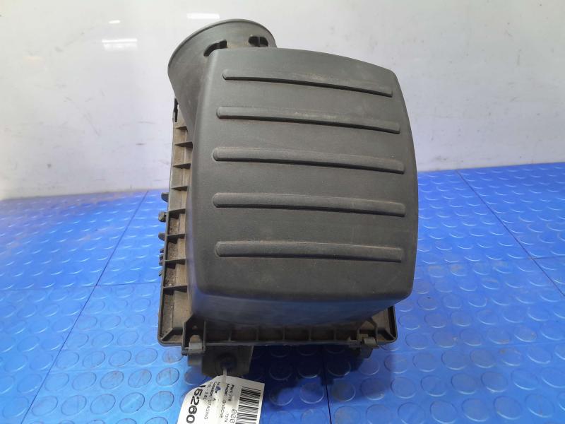 2012 Jeep Grand Cherokee Air Cleaner