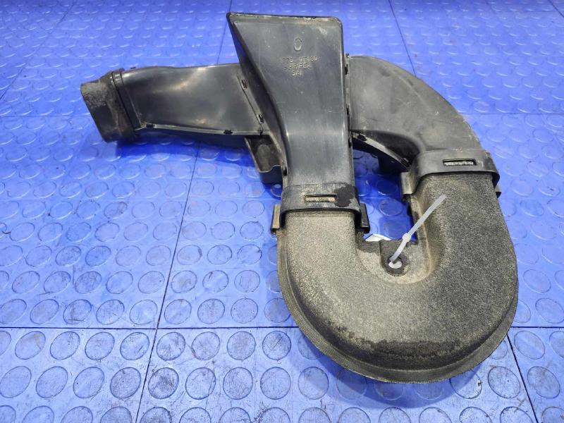 2016 Toyota Corolla Air Intake Tube/Resonator