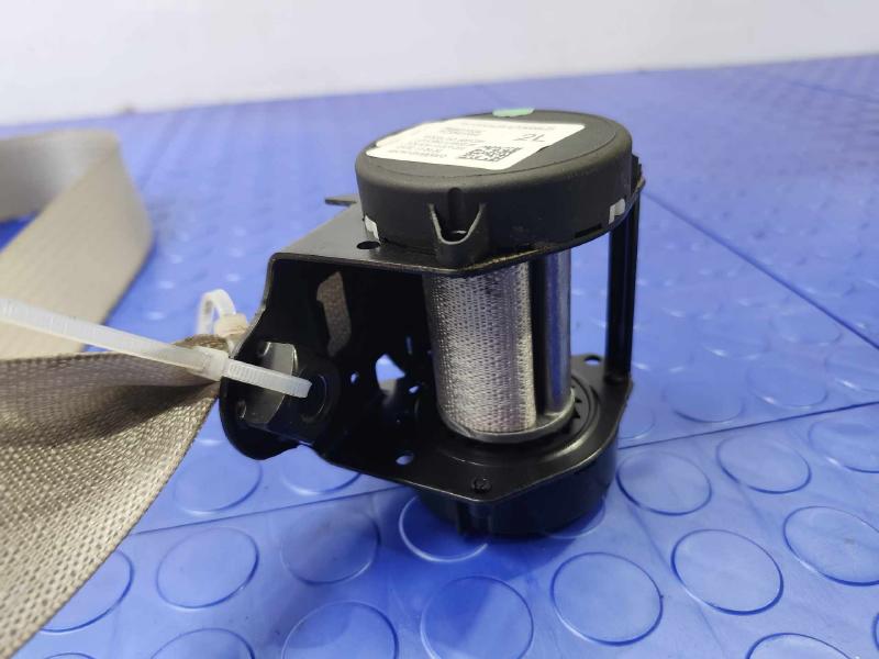 2021 Chrysler Voyager Rear Seat Belt