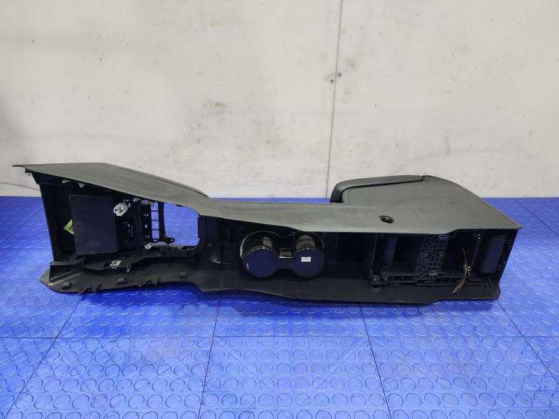 2016 Volkswagen Jetta Front Console