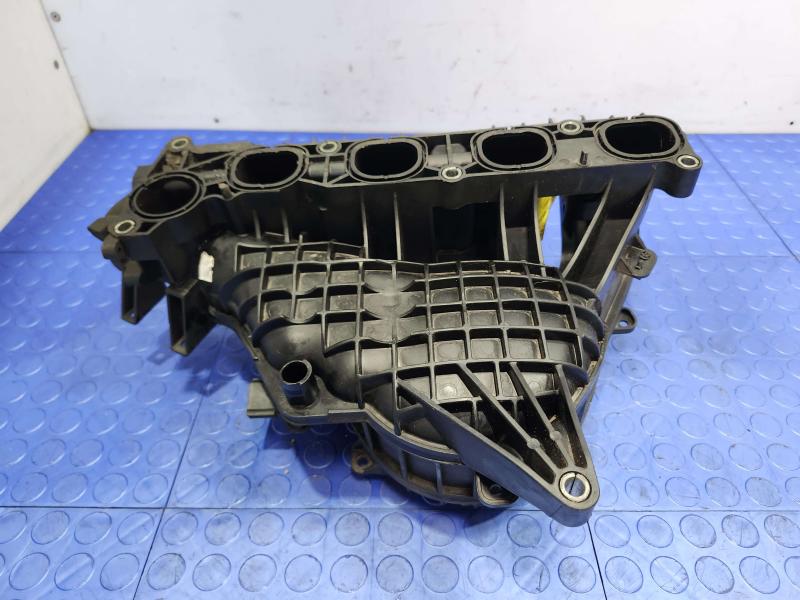 2013 Ford Fusion Intake Manifold