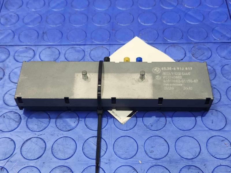 2003-2008 BMW Z4 Diversity Radio Antenna Amplifier Genuine OEM 65206912817
