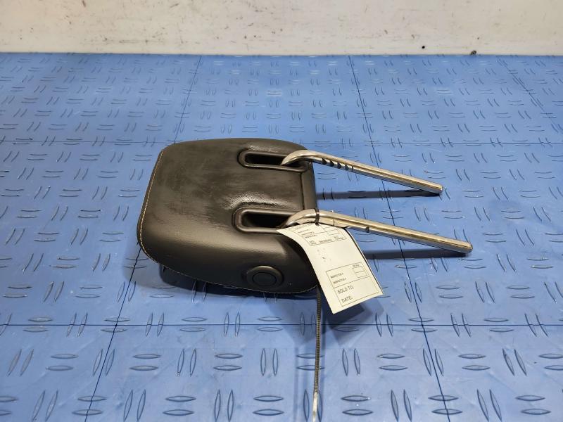 2017 GMC Acadia Headrest