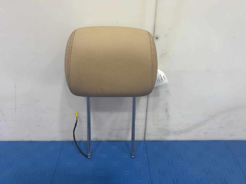 2010 Mercedes ML-Class Headrest