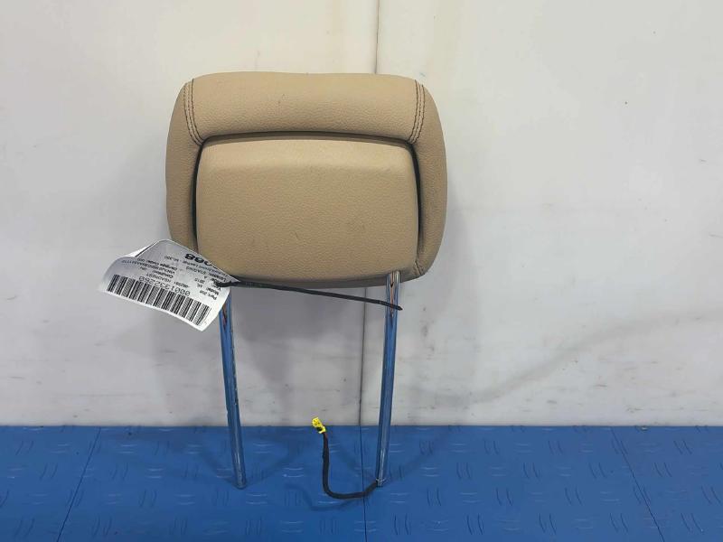 2010 Mercedes ML-Class Headrest