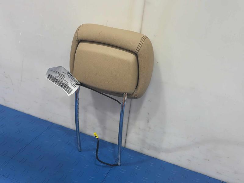 2010 Mercedes ML-Class Headrest