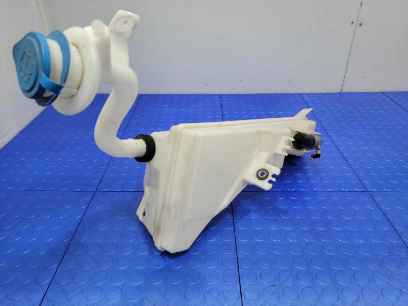 2016-2024 Volvo XC90 Windshield Washer Fluid Reservoir Assembly OEM 313493884