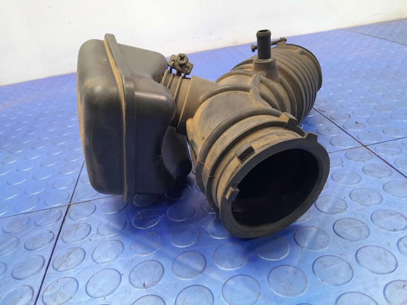 2015 Hyundai Tucson Air Intake Tube/Resonator