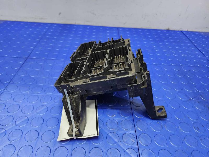 2014 Chevrolet Silverado 1500 Cabin Fuse Box