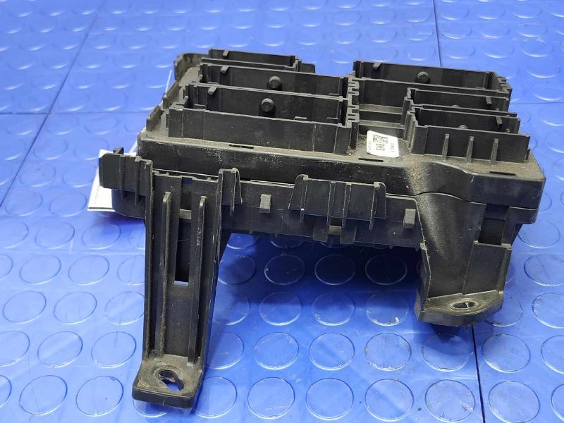 2014 Chevrolet Silverado 1500 Cabin Fuse Box