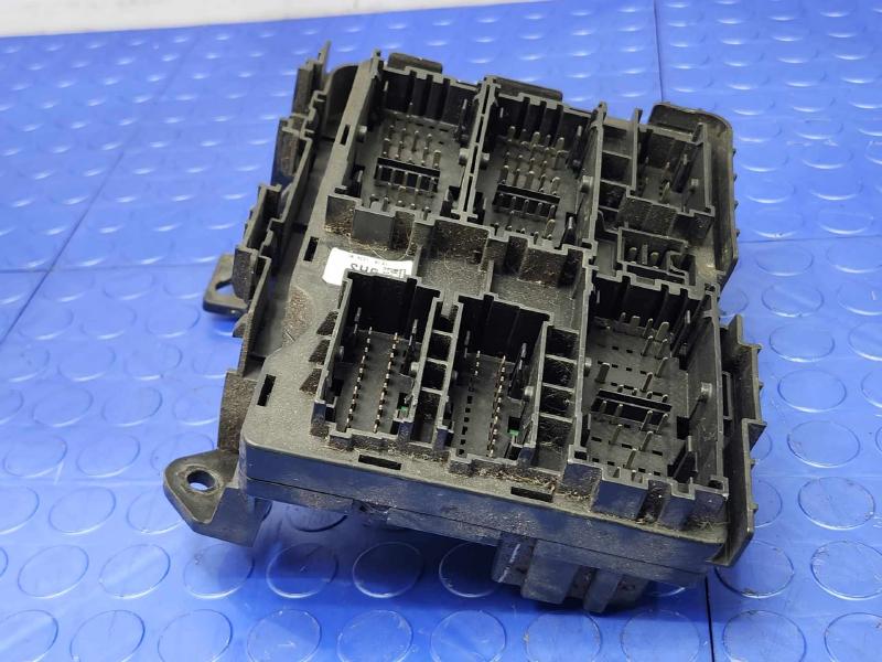 2014 Chevrolet Silverado 1500 Cabin Fuse Box