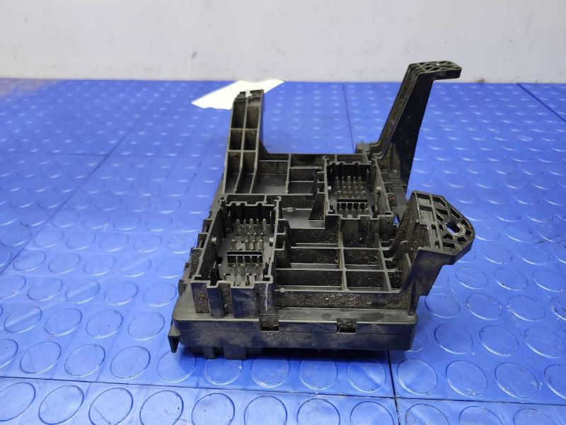 2014 Chevrolet Silverado 1500 Cabin Fuse Box