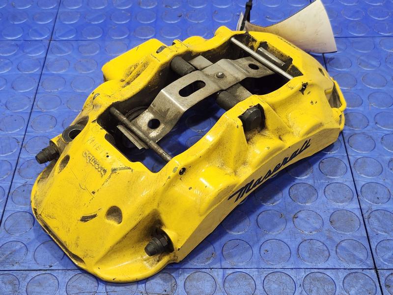 2011 Maserati Quattroporte Caliper