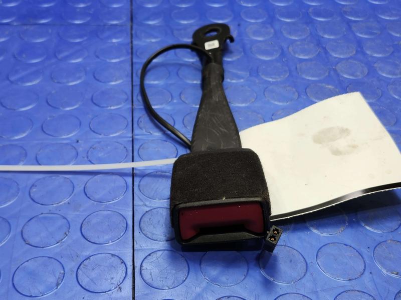 2018 Audi A4 Front Seat Belt